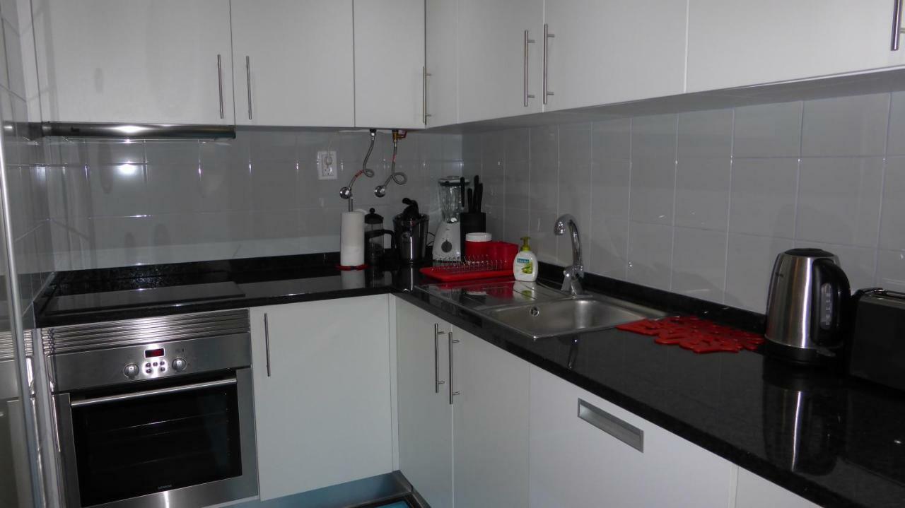 Beach Flat - Apartamento Praia Doca Do Cavacas فونشال المظهر الخارجي الصورة